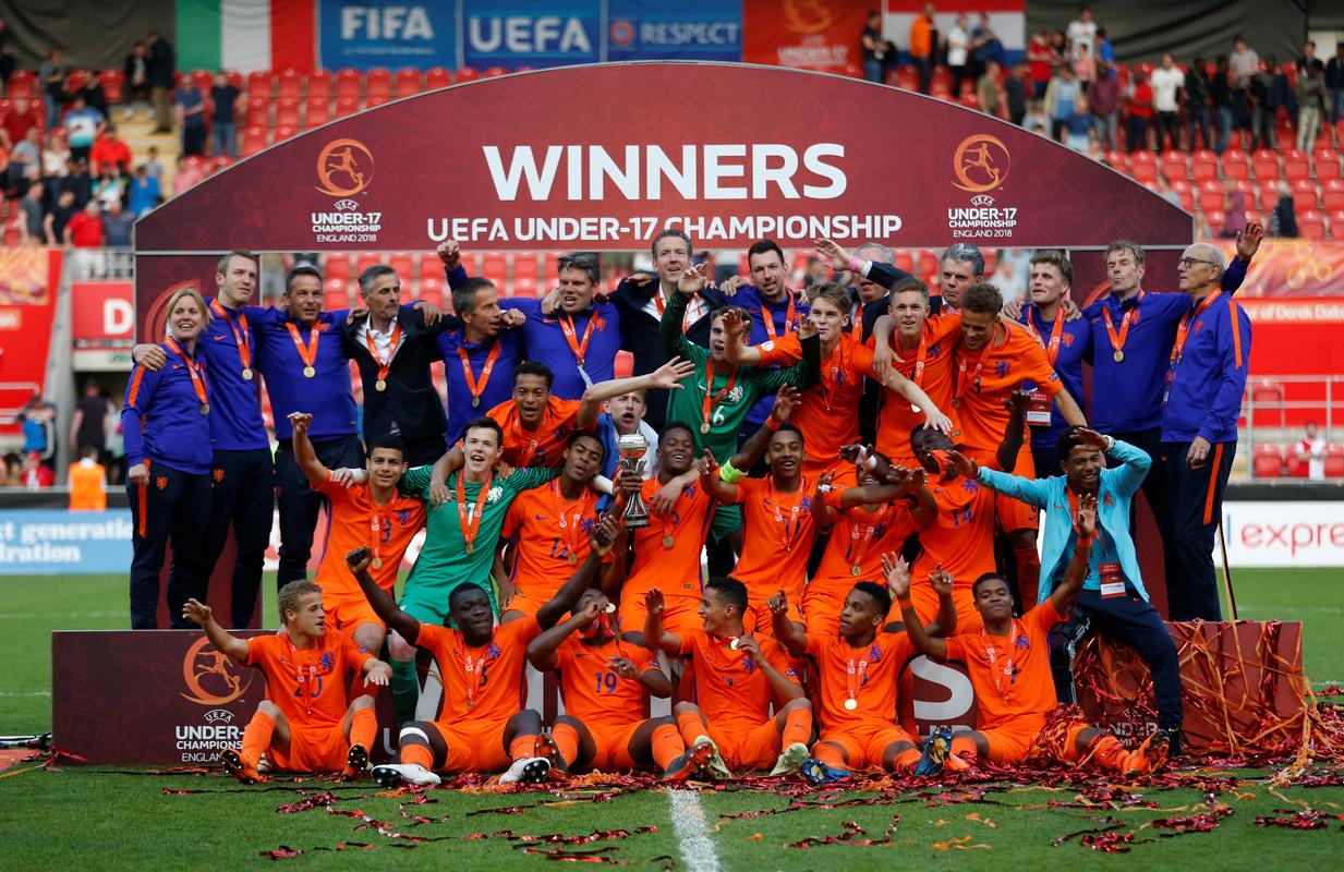 欧洲杯荷兰夺冠视频回放（2021欧洲杯荷兰夺冠）