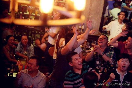杭州音乐酒吧欧洲杯（杭州酒吧看欧洲杯）